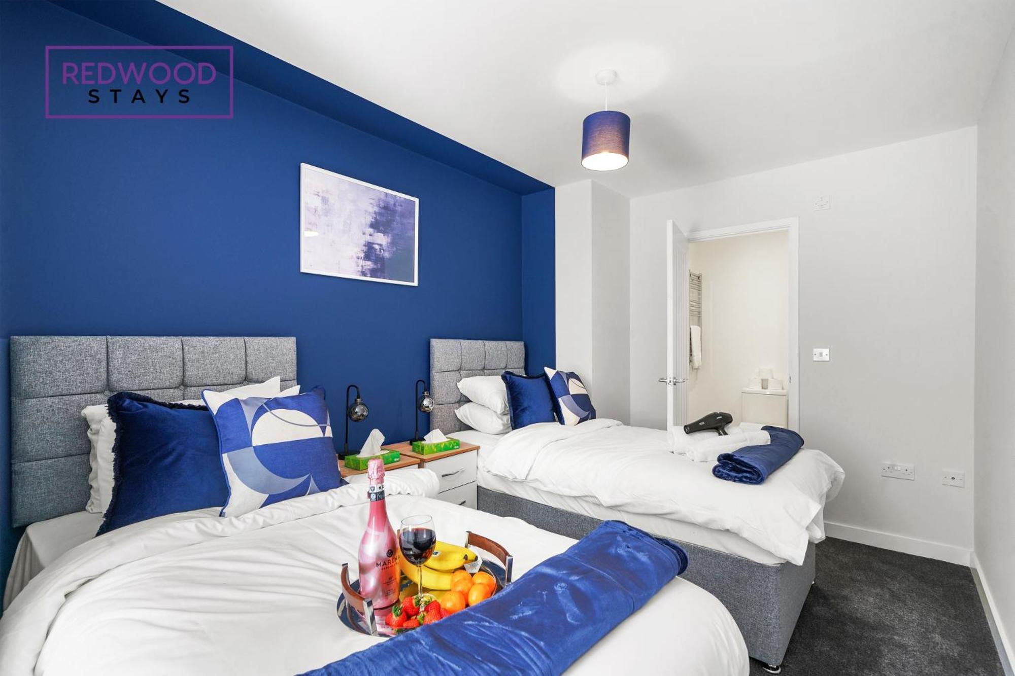 Quality 1 Bed 1 Bath Apartments For Contractors By Redwood Stays Farnborough  Exteriér fotografie